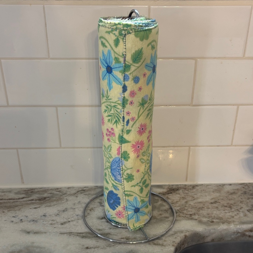 Floral Kitchen Reusable Cotton Paper Towel Roll - Picture 5 of 5